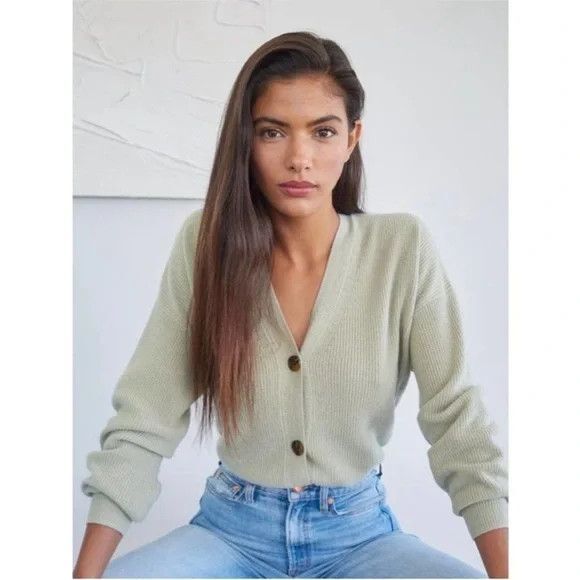 AYR Cardigan Sweater Womens Medium Green 100% Cashmere V Neck Knit Button Front - Picture 10 of 11